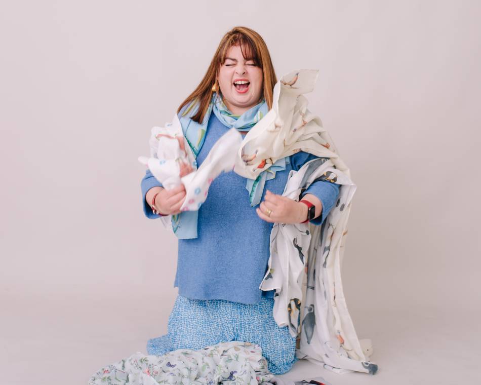 Art on Scarves Limited Logo