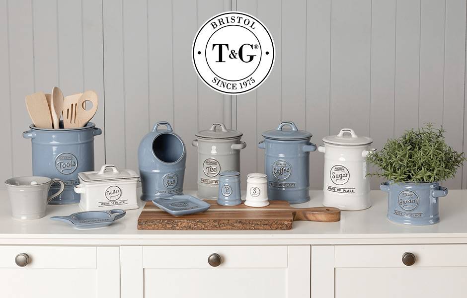 T & G Woodware Ltd Logo