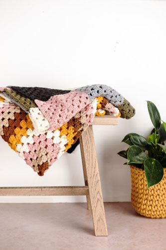 INTRODUCING : STITCHING ME SOFTLY