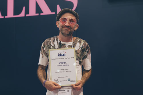 THE FASHION ACCESSORY AWARDS ARE NOW OPEN